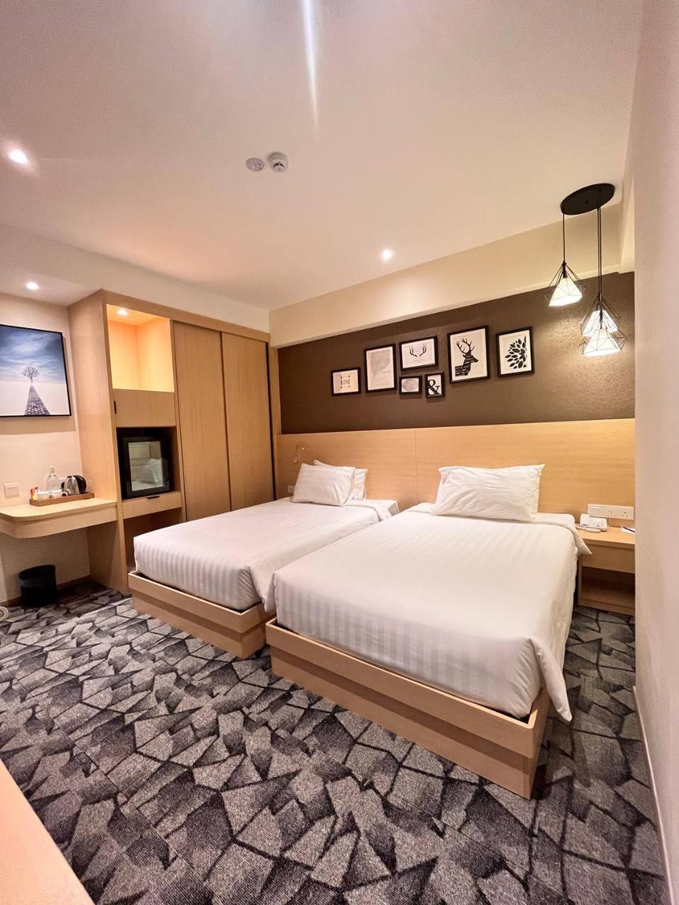 Superior Twin Room No Window