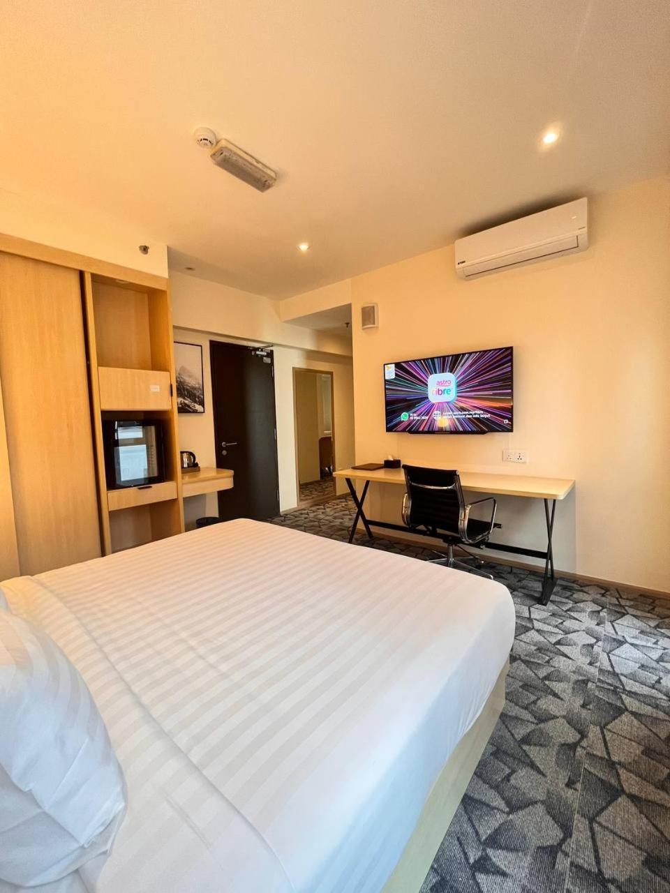 Junior Suite,1300245265:JPEG